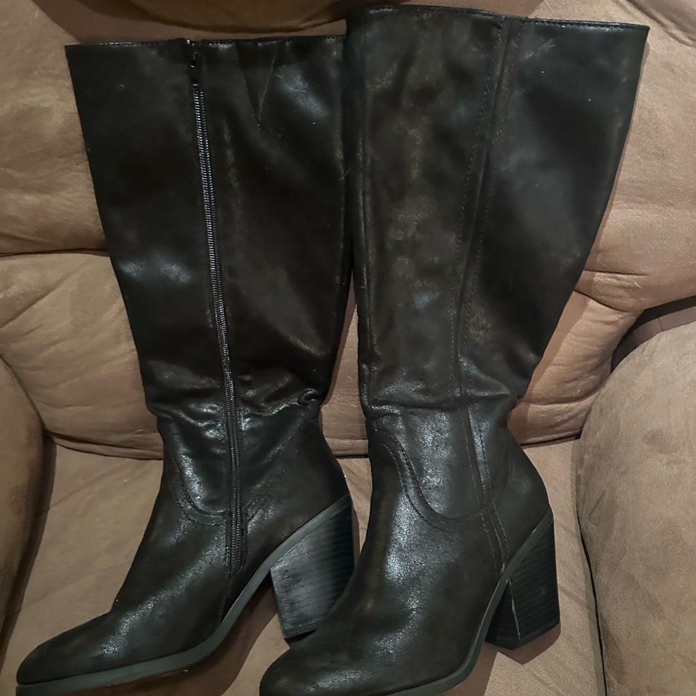 Macy's Black Heeled Boots